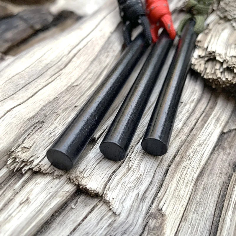 Bear Grylls Fire Starter Outdo - Ferro Rod Striker 리뷰 및 가격